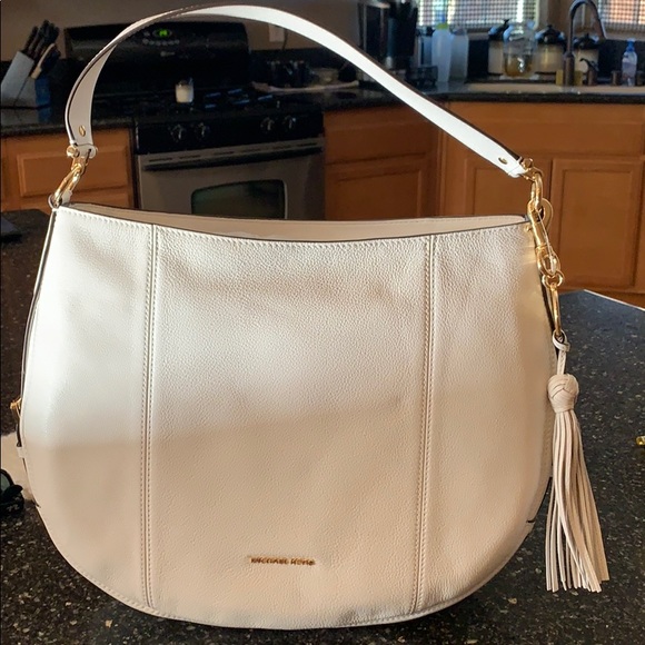Purse - Picture 1 of 4